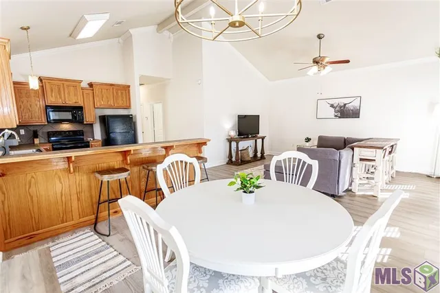 $2,000 | 38035 Post Office Road, Gonzales, LA 70737