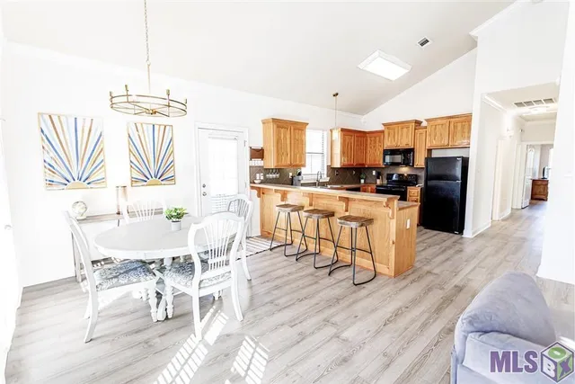 $2,000 | 38035 Post Office Road, Gonzales, LA 70737