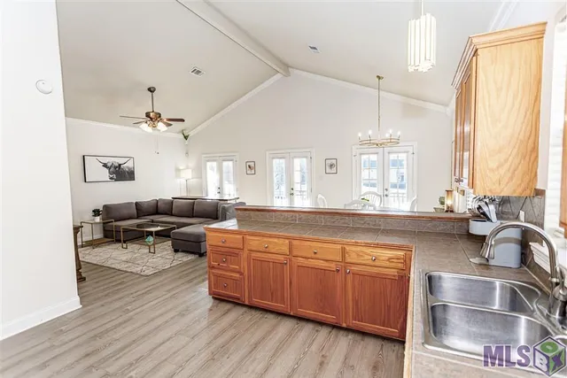 $2,000 | 38035 Post Office Road, Gonzales, LA 70737