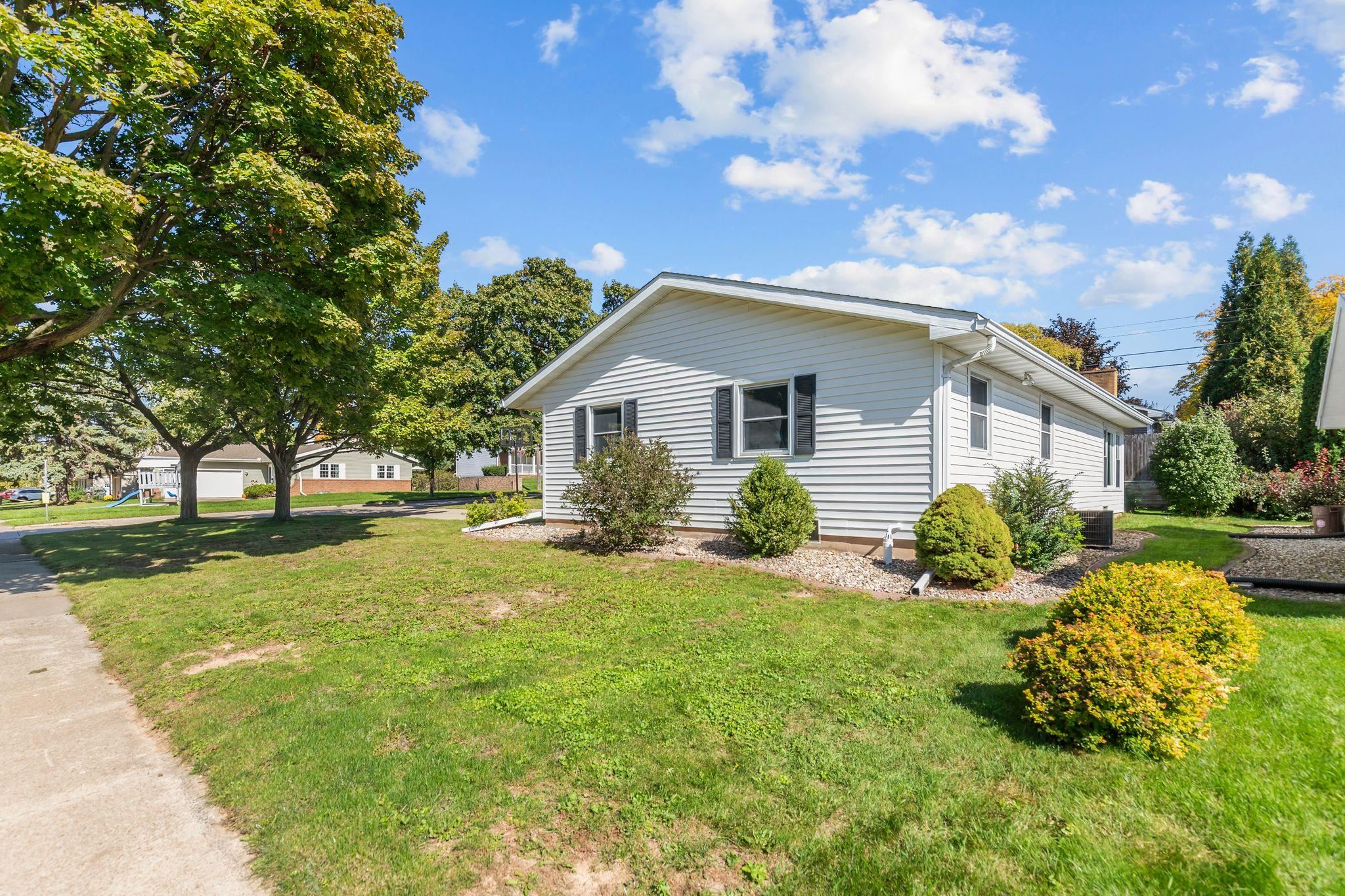 1629 West Grant Street Appleton, WI 54914 - Photo 36 of 37 Gallery Image 36