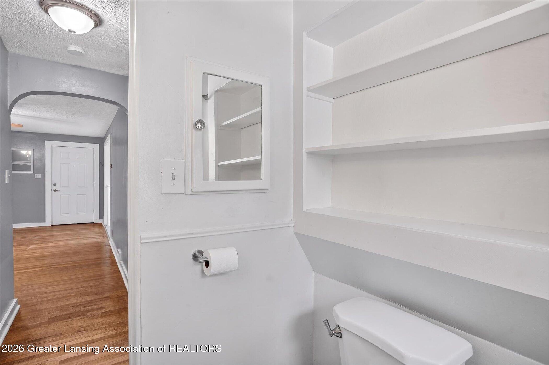2020 Hamilton Road Okemos, MI 48864 - Photo 24 of 38 25-2020-Hamilton-Rd-WindowStill-Photogra