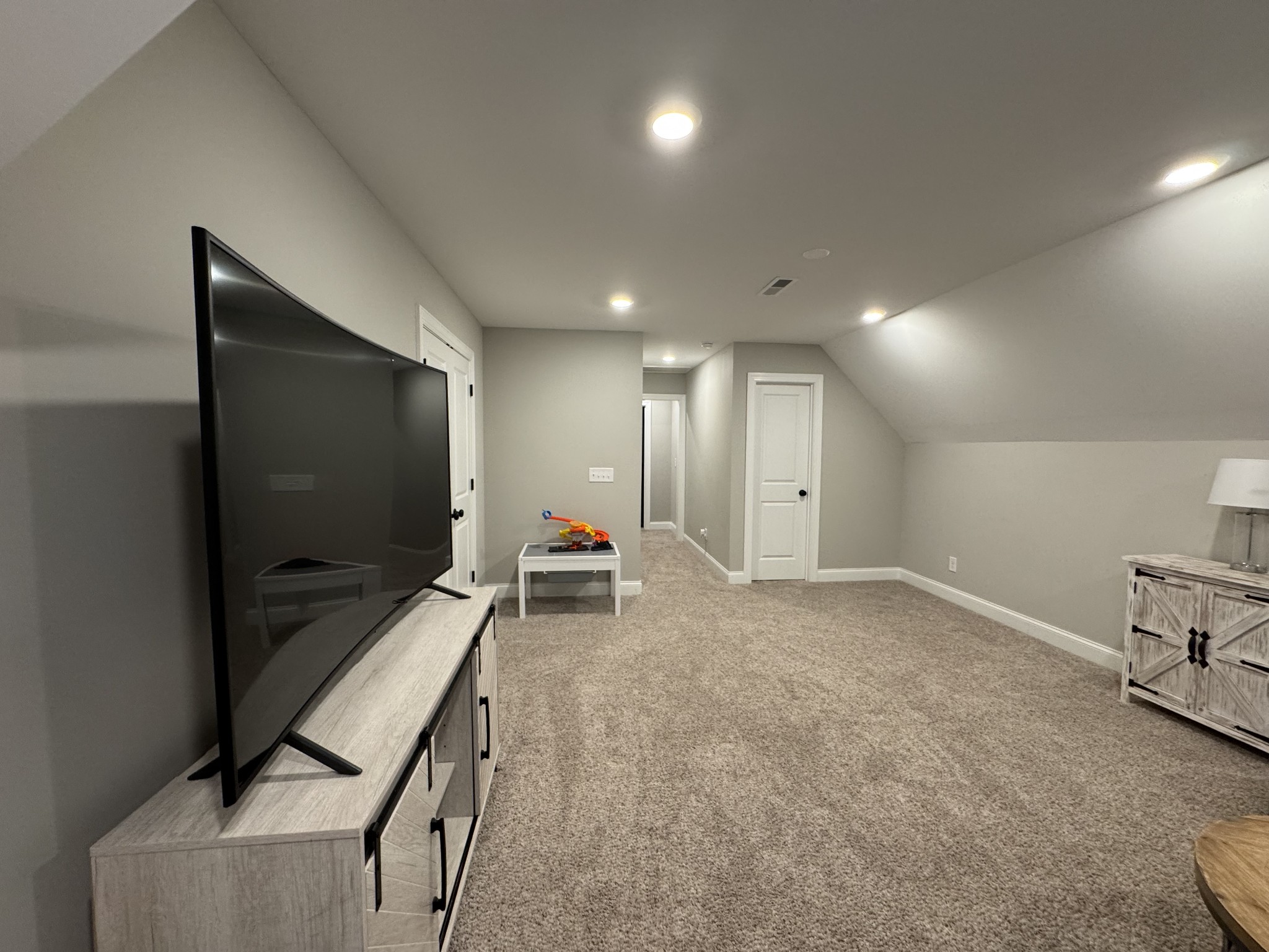 344 Brandywine Lane Springfield, TN 37172 - Photo 25 of 30 a living room with furniture and a flat screen tv