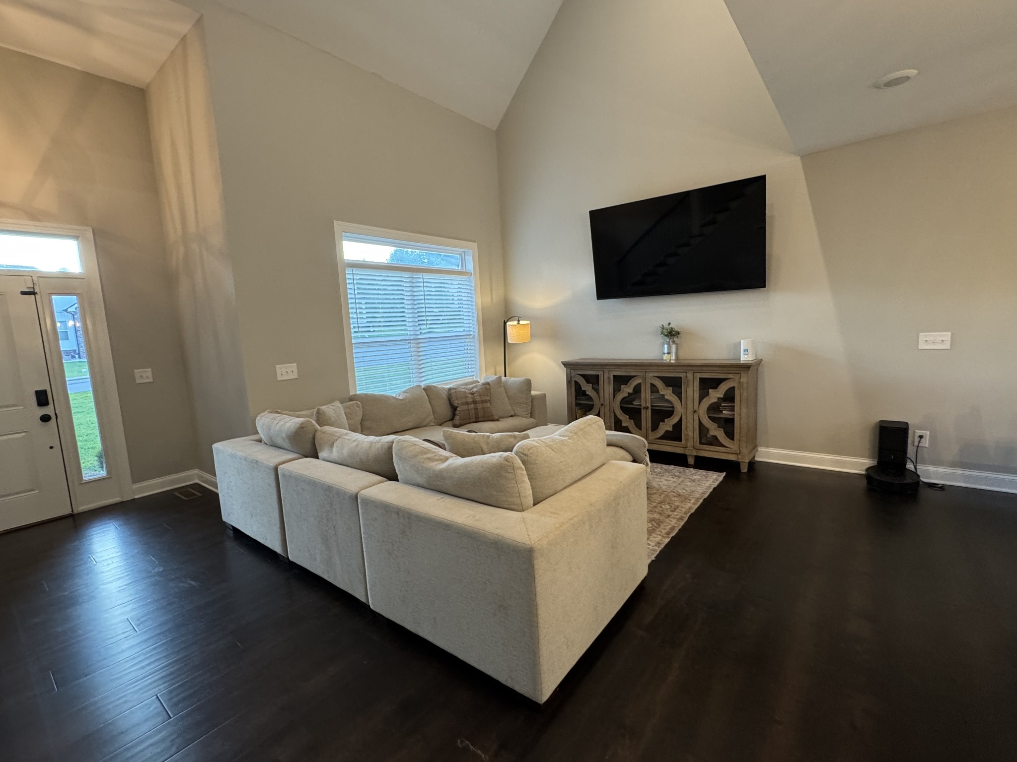 344 Brandywine Lane Springfield, TN 37172 - Photo 4 of 30 a living room with furniture and a flat screen tv
