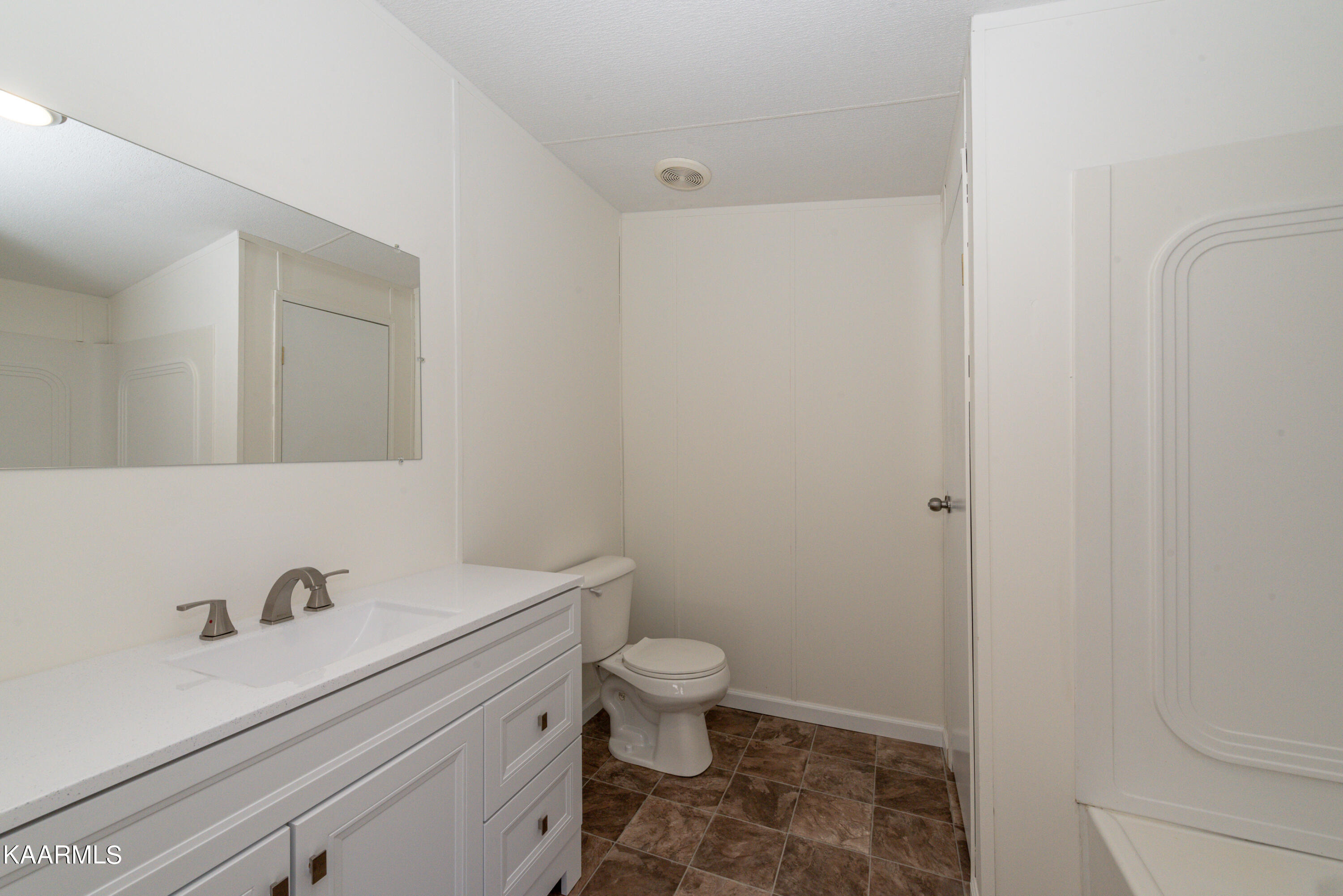 2181-2185 Ellejoy Road Walland, TN 37886 - Photo 42 of 59 DSC_2331
