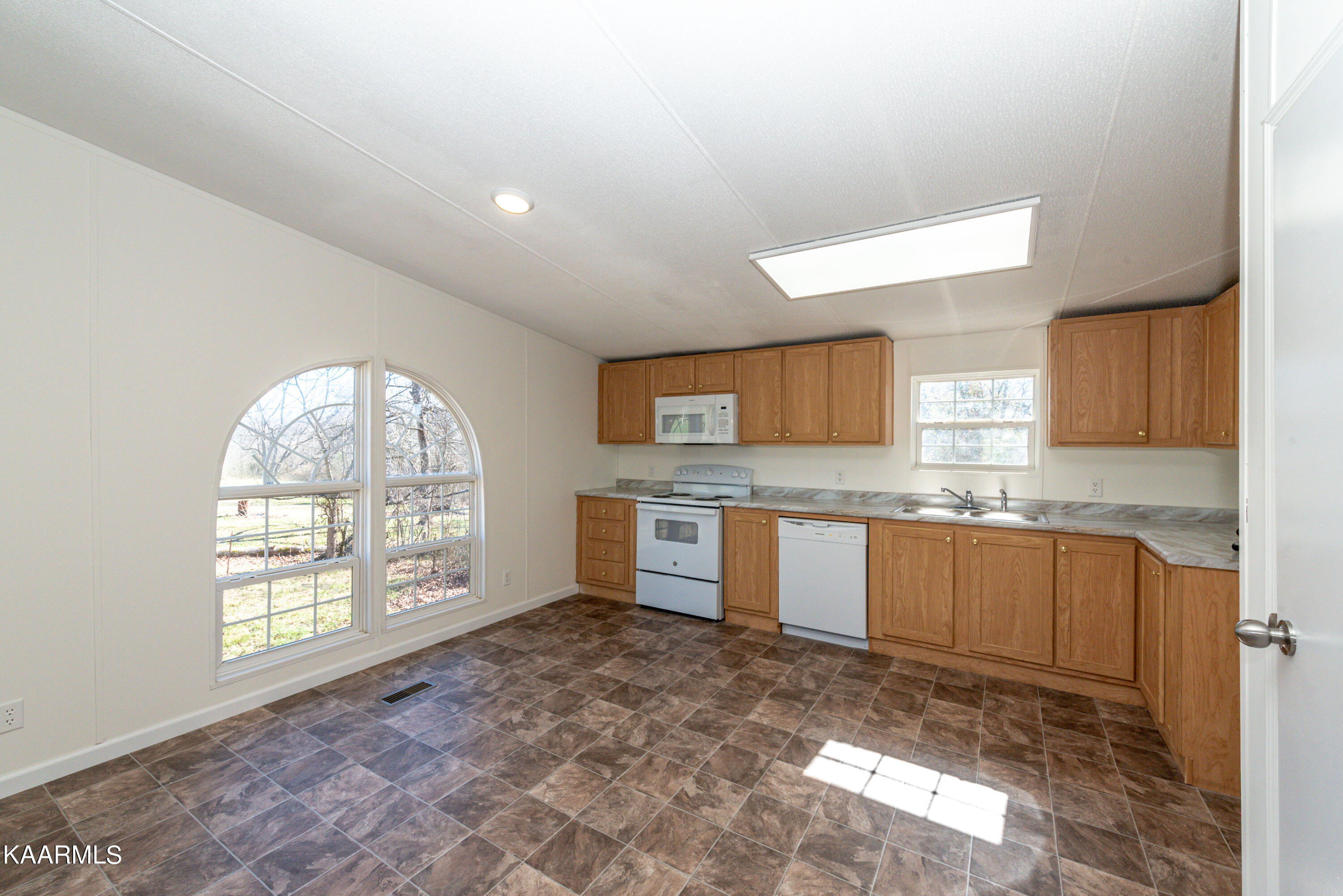 2181-2185 Ellejoy Road Walland, TN 37886 - Photo 46 of 59 DSC_2337