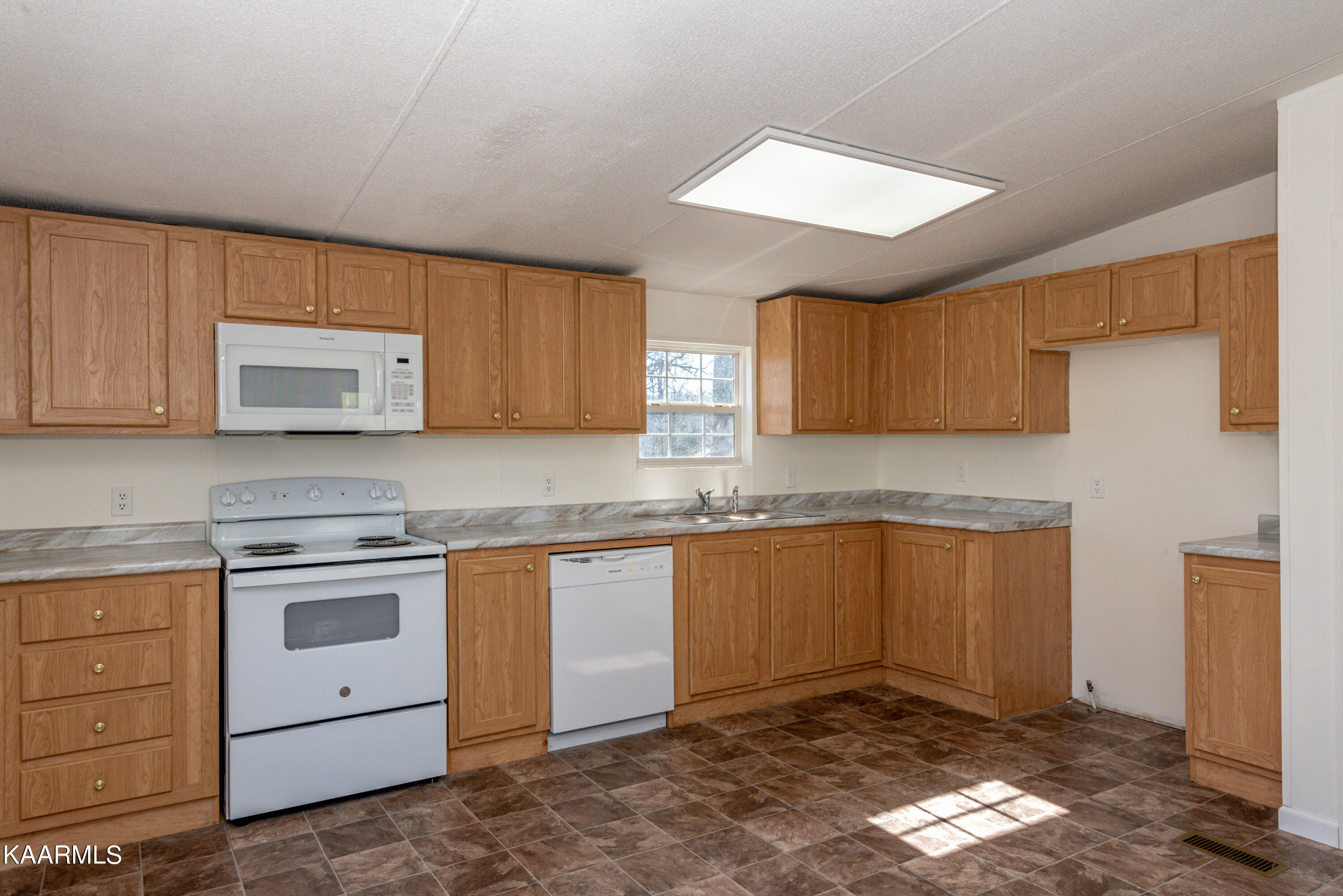 2181-2185 Ellejoy Road Walland, TN 37886 - Photo 50 of 59 DSC_2344