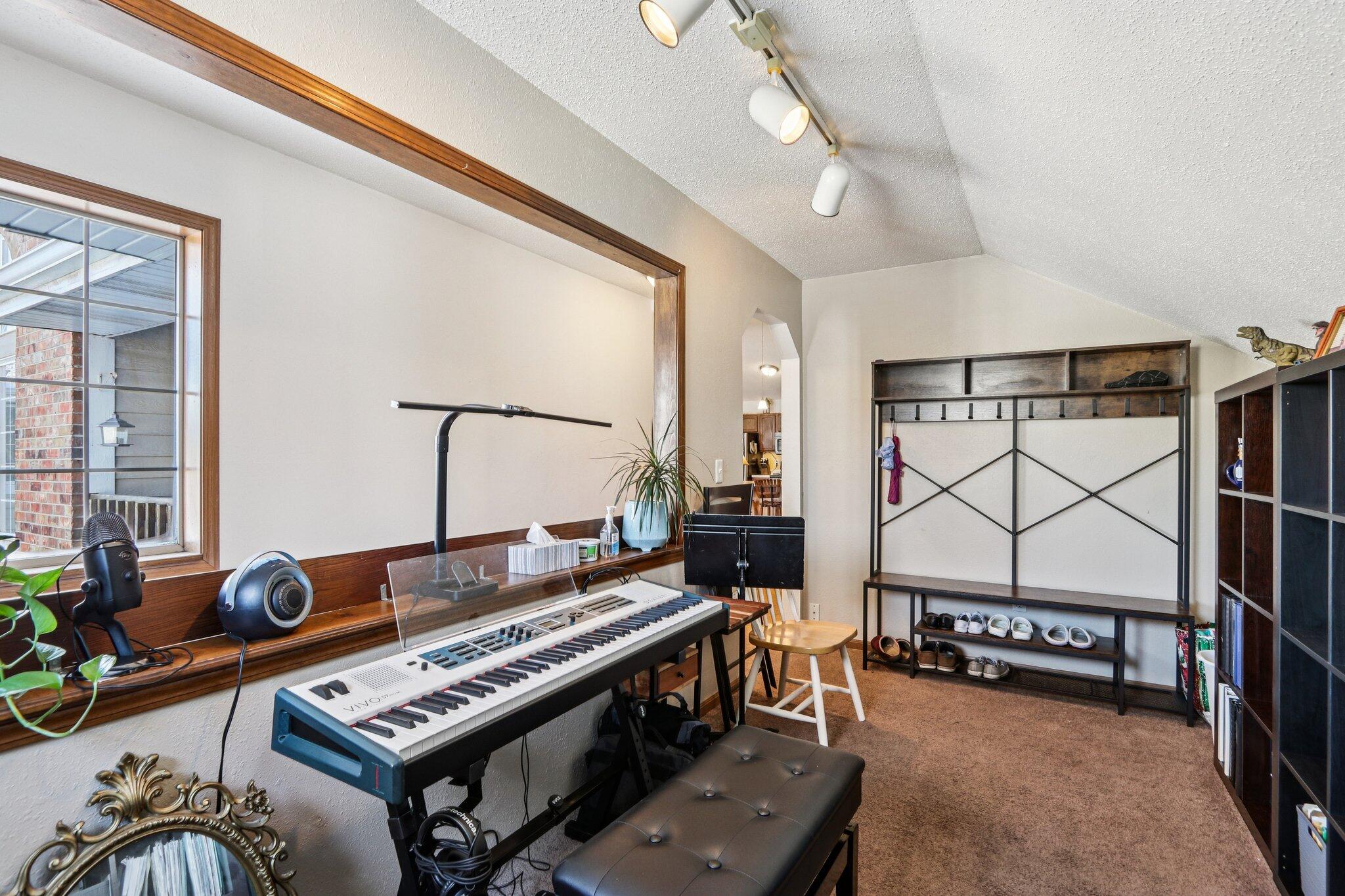 521 Lawson School Road, Unit 8 Delavan, WI 53115 - Photo 15 of 30 Den