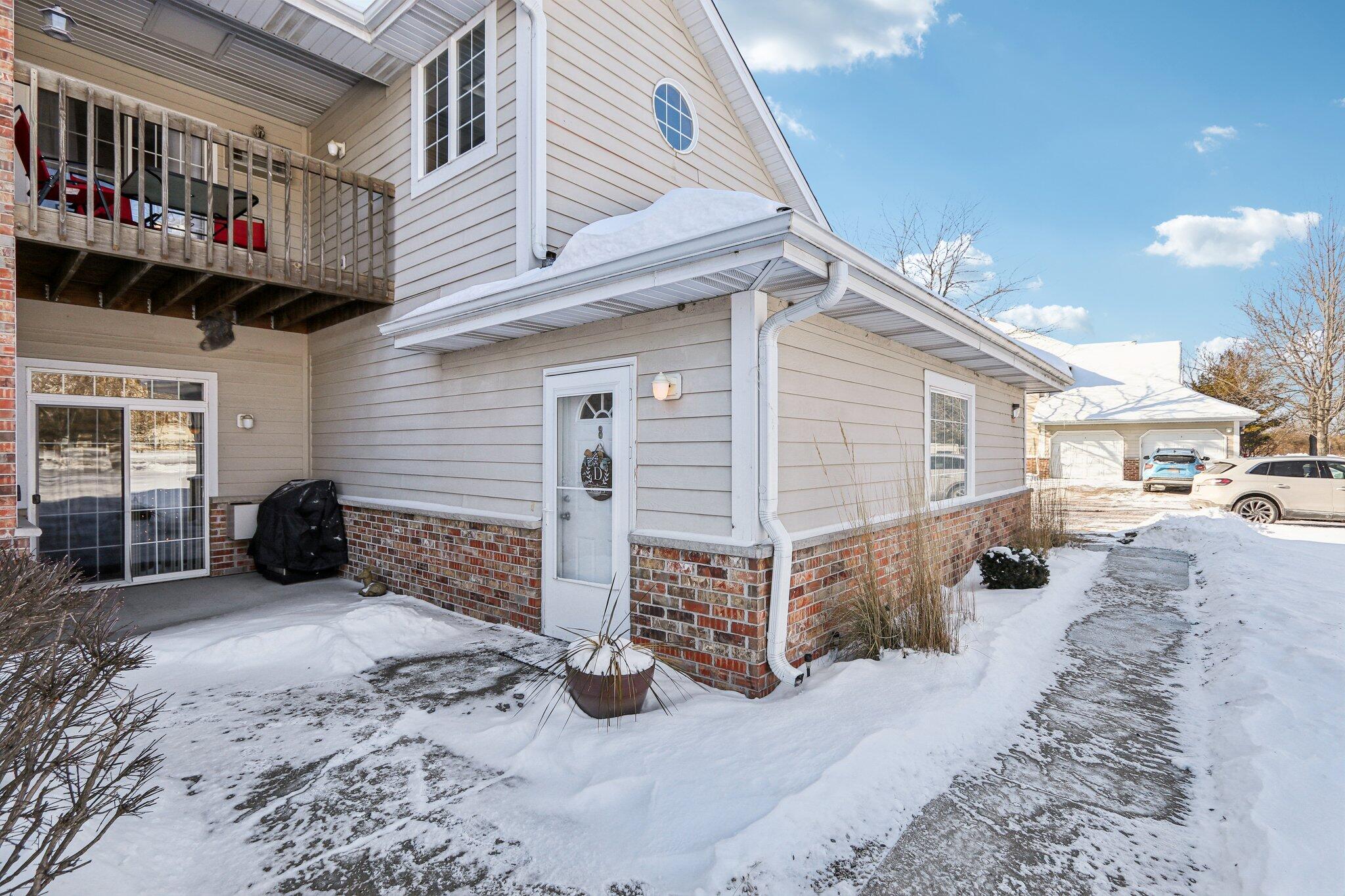 521 Lawson School Road, Unit 8 Delavan, WI 53115 - Photo 29 of 30 Front Entrance