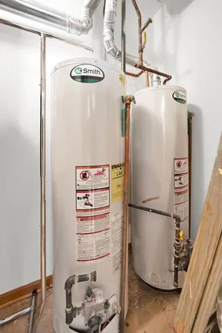 a view of a walk in closet