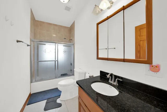 $695,000 | 3917 West 60th Street, Chicago, IL 60629