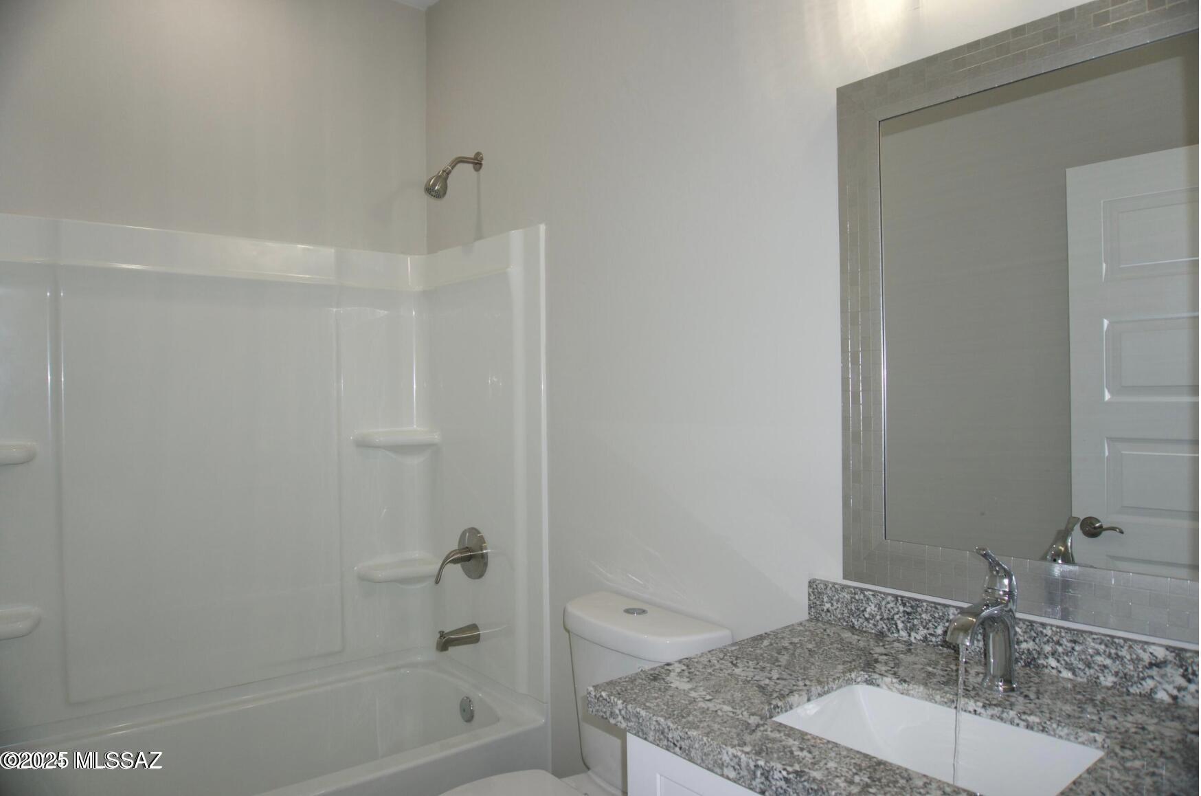 1866 Circulo Girasol Rio Rico, AZ 85648 - Photo 10 of 23 Gallery Image 10