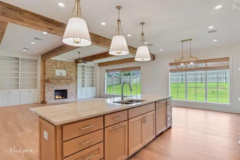 $1,350,000 | 1035 West Pointe Circle, Shreveport, LA 71106