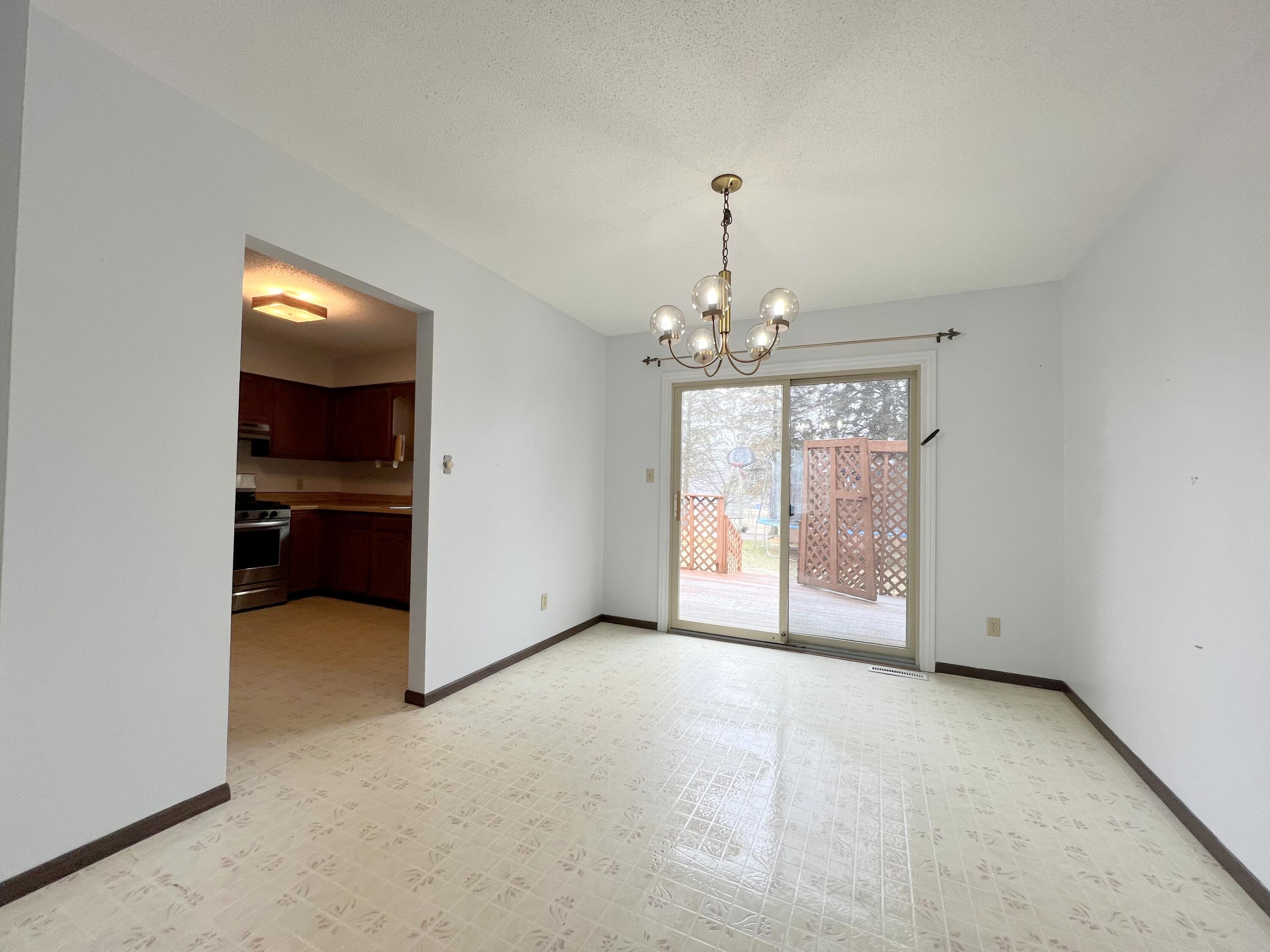 7432 Lee Road Jackson, MI 49201 - Photo 8 of 23 Formal Dining