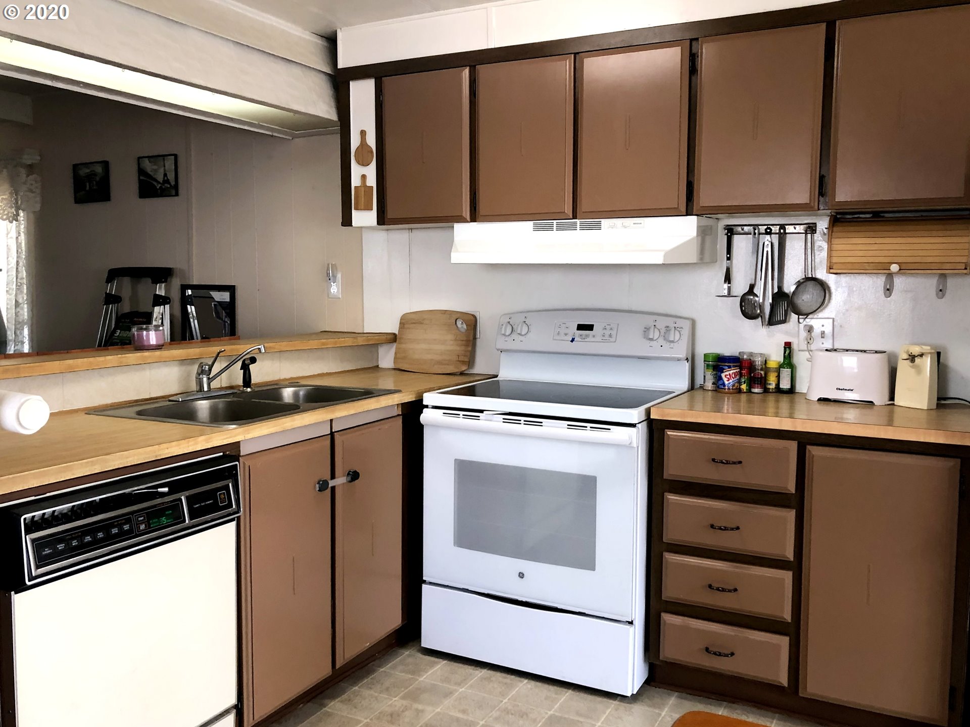 205 South 54th Street, Unit 79 Springfield, OR 97478 - Photo 8 of 18 Gallery Image 8