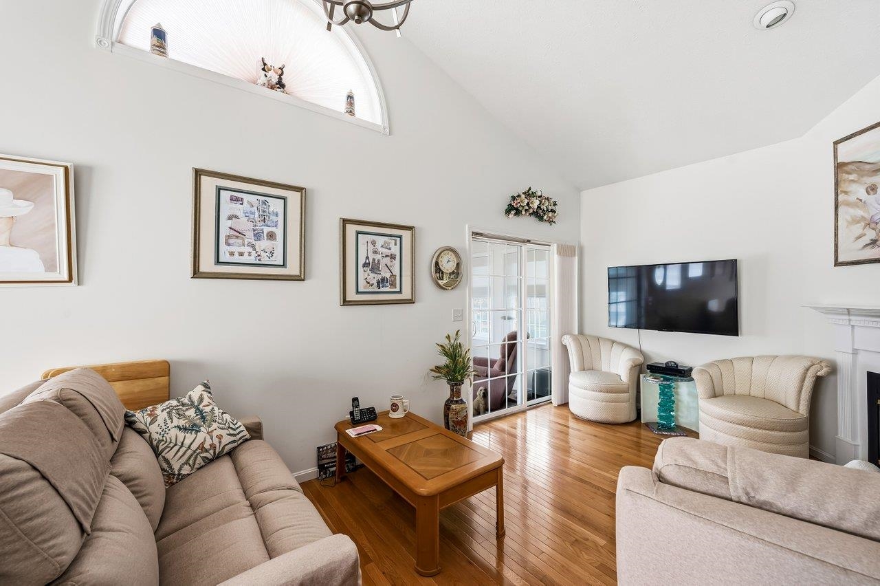 34 Mammoth Road, Unit 16 Hooksett, NH 03106 - Photo 16 of 38