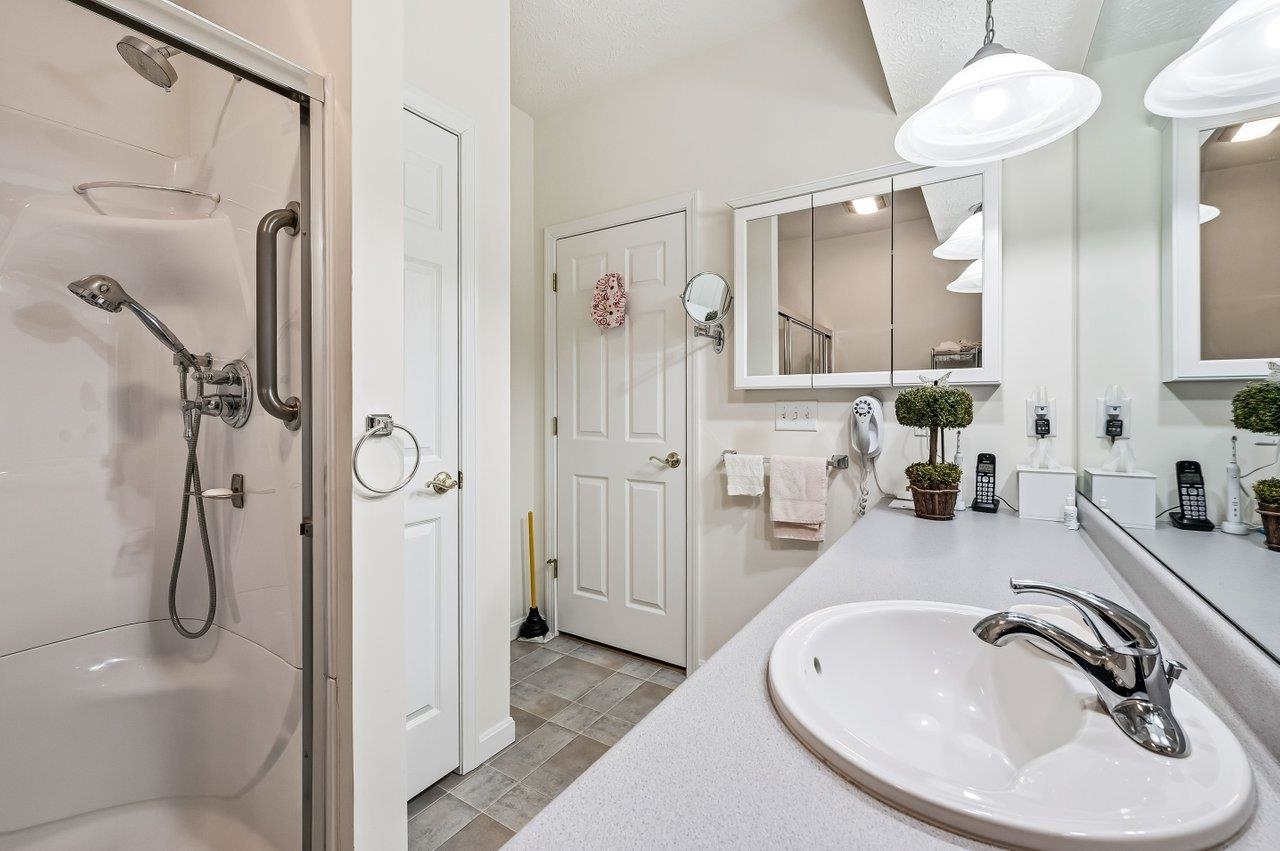 34 Mammoth Road, Unit 16 Hooksett, NH 03106 - Photo 25 of 38