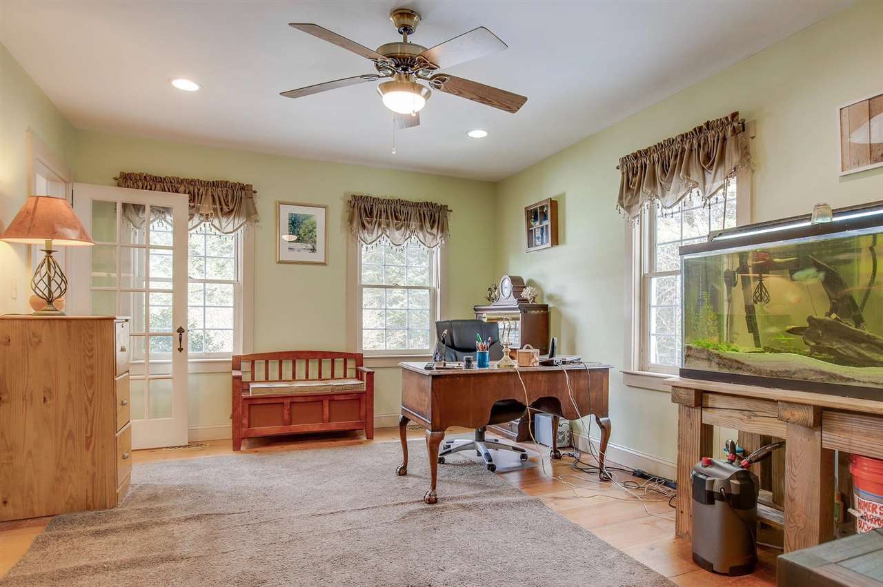 140 Carriage Road New Boston, NH 03070 - Photo 18 of 30