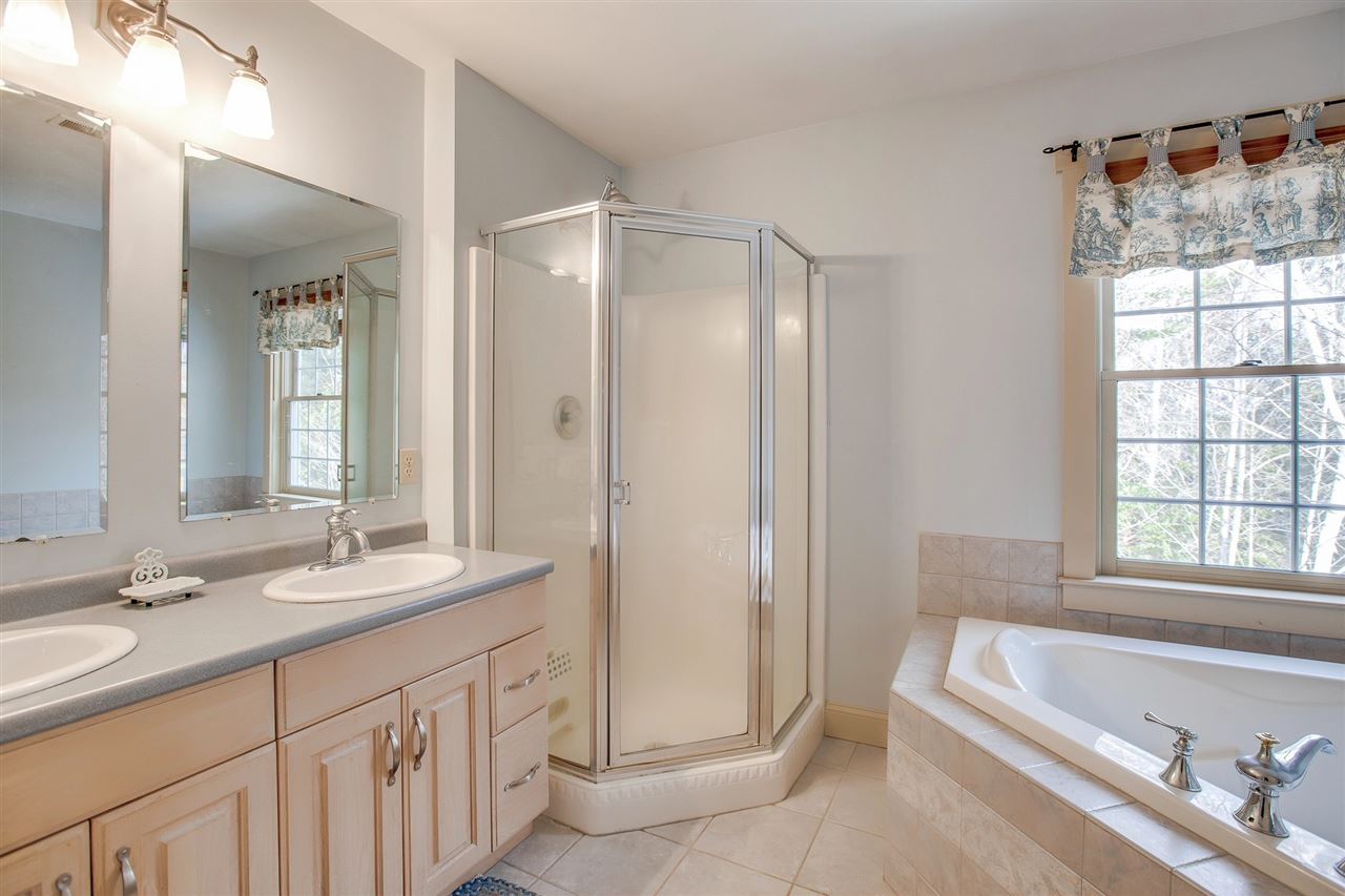 140 Carriage Road New Boston, NH 03070 - Photo 23 of 30