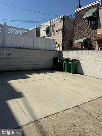 $1,500 | 3000 South 15th Street, Philadelphia, PA 19145