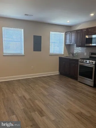 $1,500 | 3000 South 15th Street, Philadelphia, PA 19145