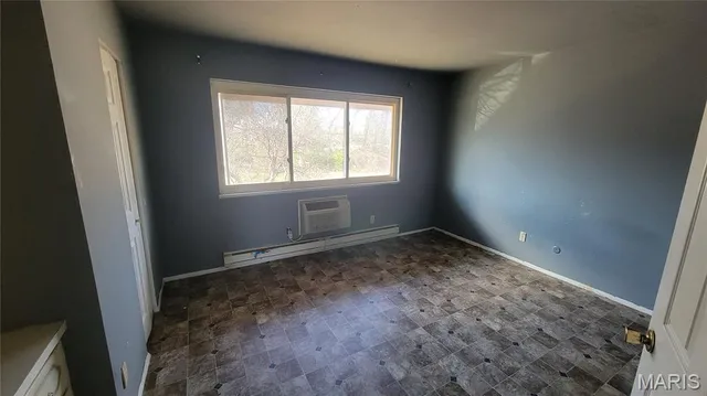 $65,000 | 7740 Hazelcrest Drive, Hazelwood, MO 63042