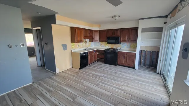 $65,000 | 7740 Hazelcrest Drive, Hazelwood, MO 63042