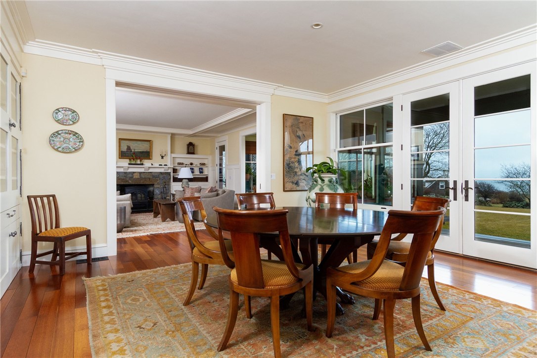 30 Seagate Drive Narragansett, RI 02882 - Photo 17 of 40 Dining Room