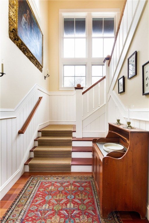 30 Seagate Drive Narragansett, RI 02882 - Photo 22 of 40 Stairway to Second Floor