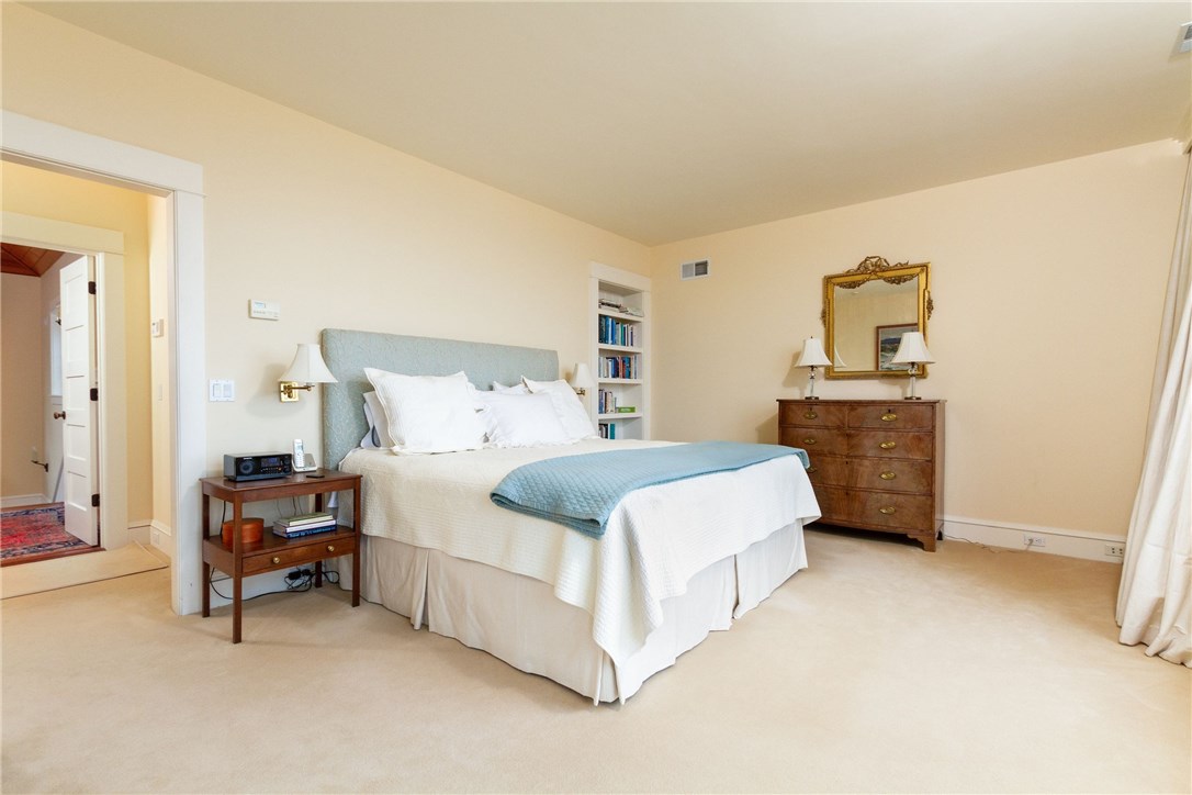 30 Seagate Drive Narragansett, RI 02882 - Photo 24 of 40 Master Bedroom