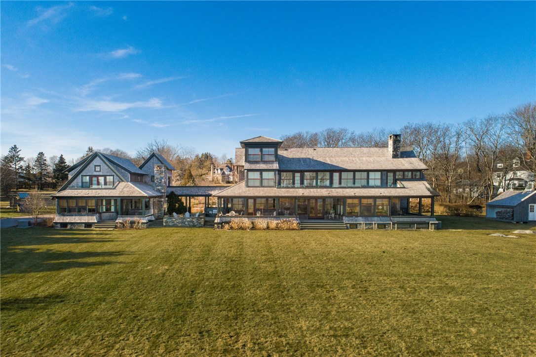 30 Seagate Drive Narragansett, RI 02882 - Photo 3 of 40 Exterior Rear