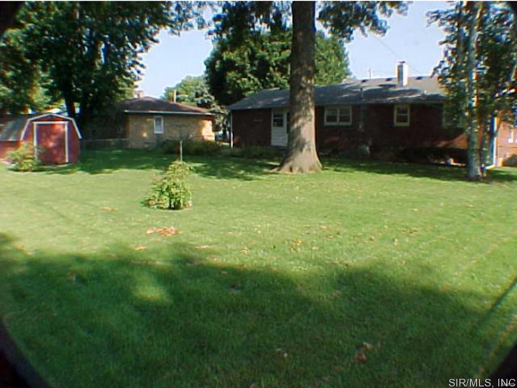 2024 Pontoon Road Granite City, IL 62040 - Photo 18 of 19 Gallery Image 18