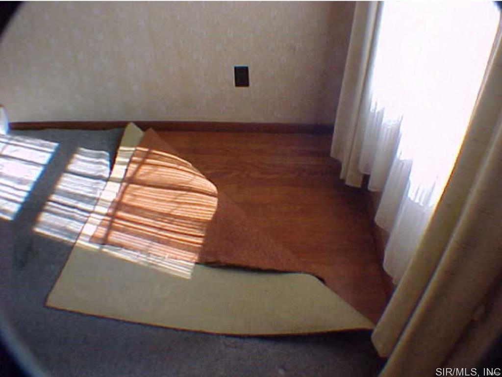 2024 Pontoon Road Granite City, IL 62040 - Photo 6 of 19 Gallery Image 6