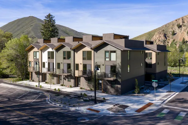 $869,900 | 317 North River Street, Unit 9, Hailey, ID 83333