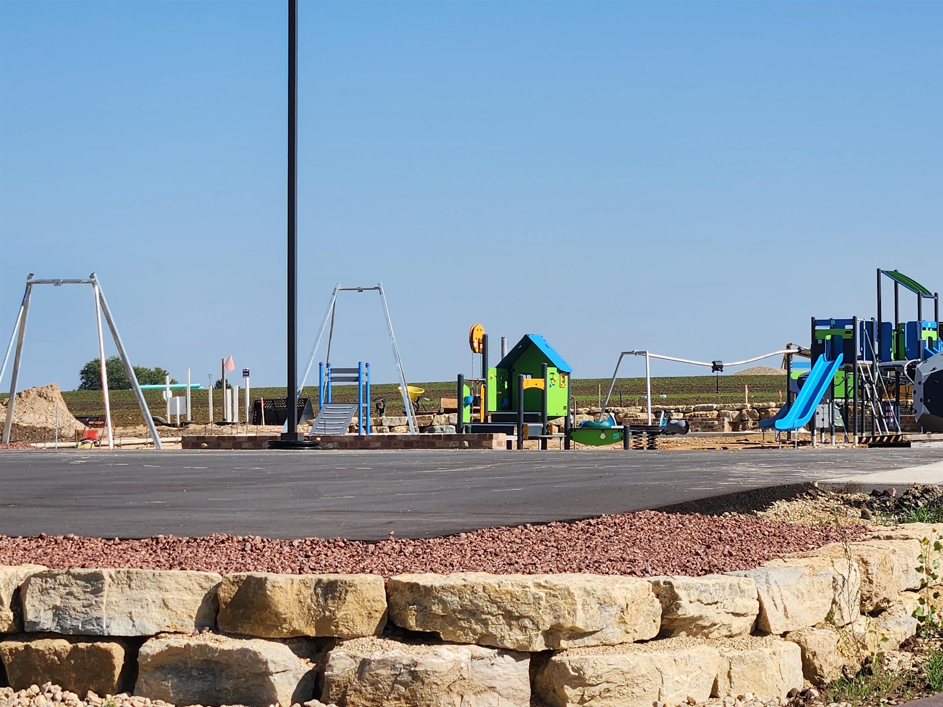 1404 Yeske Waunakee, WI 53597 - Photo 5 of 19