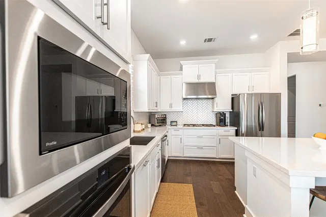 $2,995 | 215 Milam Creek Drive, Kyle, TX 78640