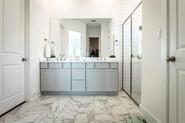 $2,995 | 215 Milam Creek Drive, Kyle, TX 78640