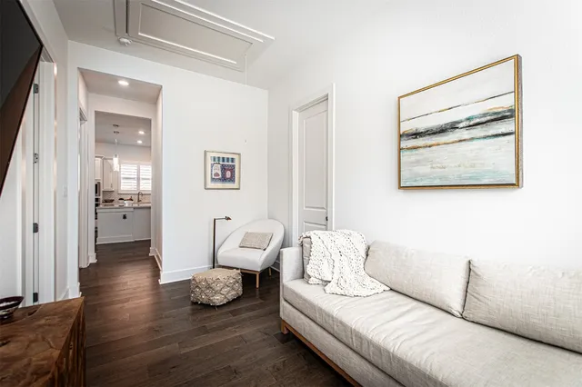 $2,995 | 215 Milam Creek Drive, Kyle, TX 78640