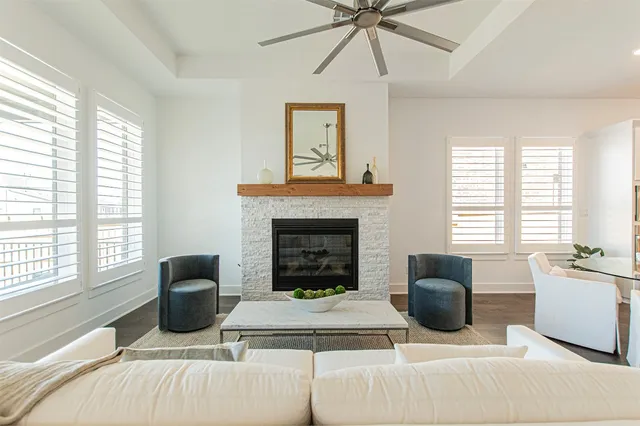 $2,995 | 215 Milam Creek Drive, Kyle, TX 78640