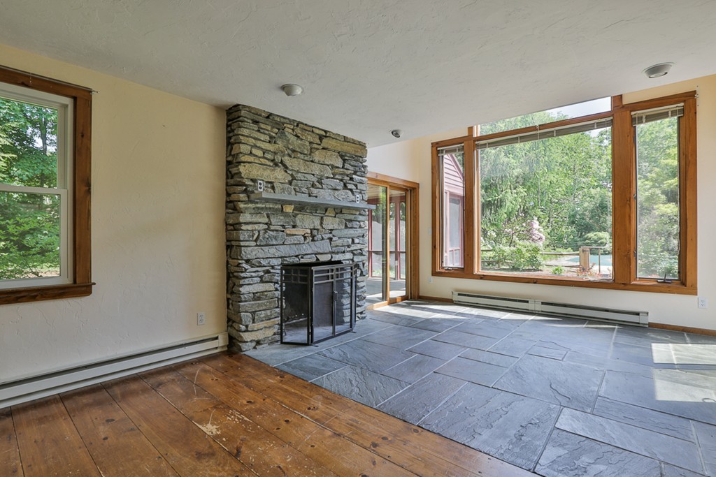 23 Annie Moore Road Bolton, MA 01740 - Photo 11 of 26 Gallery Image 11