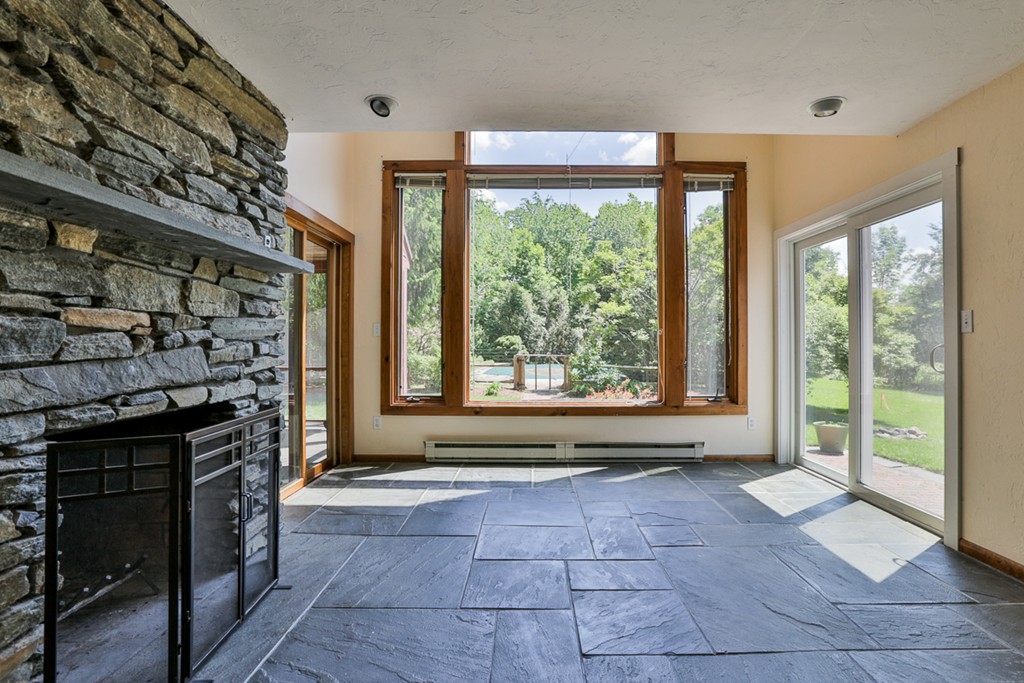 23 Annie Moore Road Bolton, MA 01740 - Photo 12 of 26 Gallery Image 12
