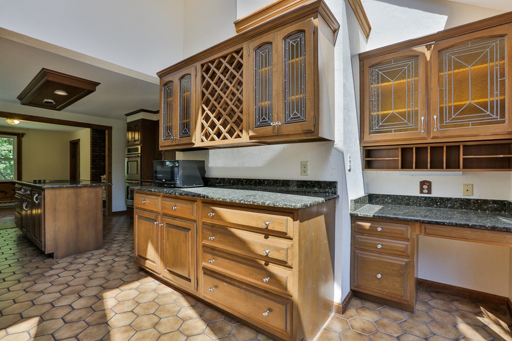 23 Annie Moore Road Bolton, MA 01740 - Photo 17 of 26 Gallery Image 17