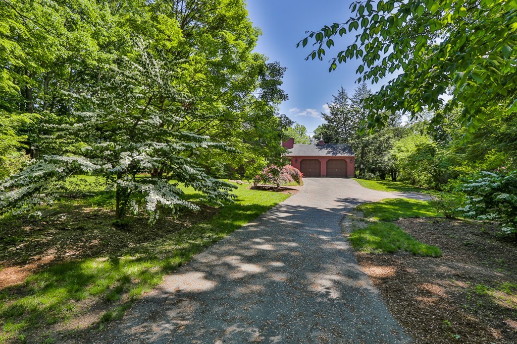 23 Annie Moore Road Bolton, MA 01740 - Photo 2 of 26 Gallery Image 2