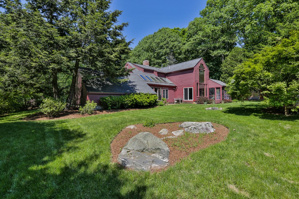 23 Annie Moore Road Bolton, MA 01740 - Photo 5 of 26 Gallery Image 5