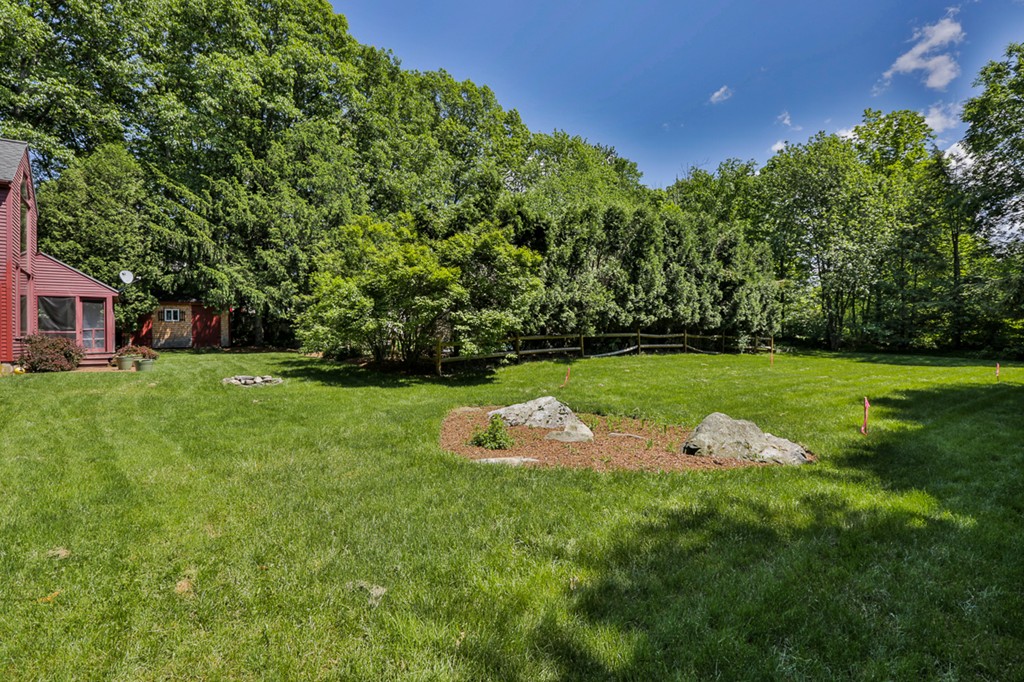 23 Annie Moore Road Bolton, MA 01740 - Photo 6 of 26 Gallery Image 6