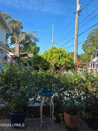 $2,000 | 714 Adventure Street, Beaufort, SC 29902