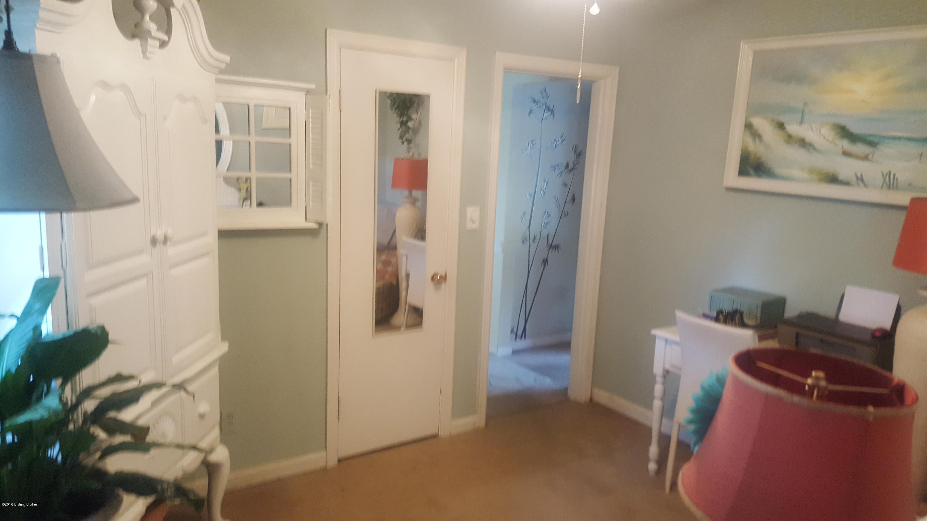 6202 Terry Road Louisville, KY 40258 - Photo 10 of 29 20161003_165907