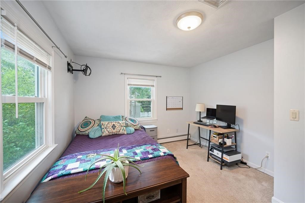 15 Warwick Road Pawtucket, RI 02861 - Photo 21 of 40