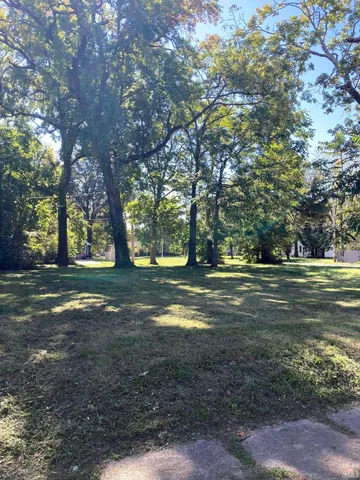 $15,900 | 705 East Powell Avenue, Evansville, IN 47713