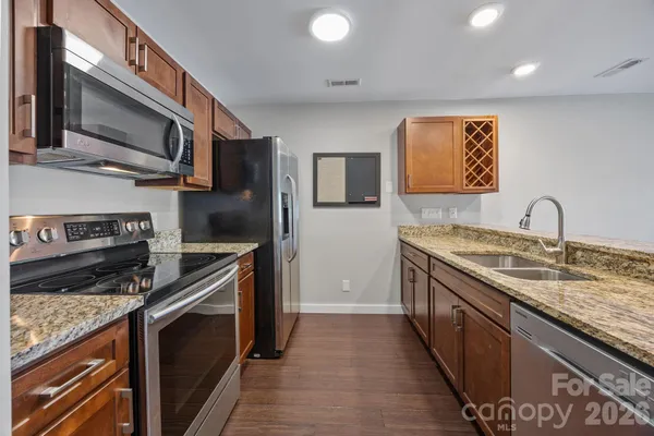 $515,000 | 18749 Vineyard Point Lane, Cornelius, NC 28031