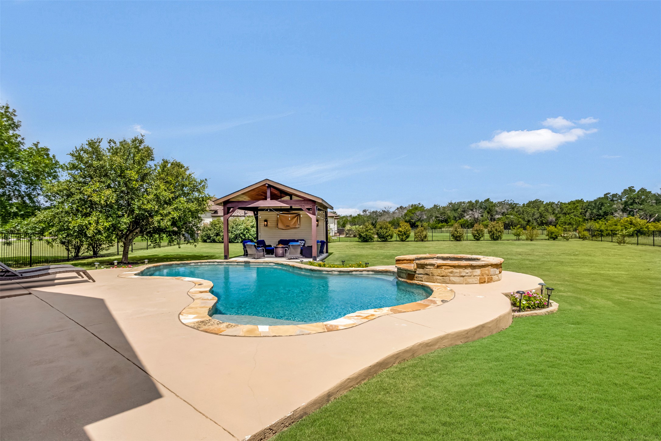 101 Adobe Cove Georgetown, TX 78633 - Photo 27 of 33
